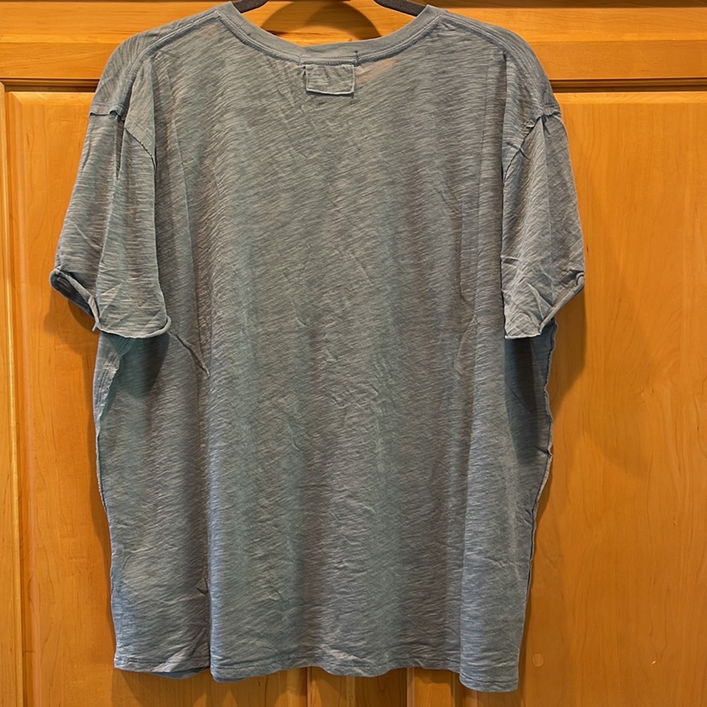 NWT - WE THE FREE PEOPLE LAYERED LOVE TEE OVERSIZED HEART - SIZE XS - Picture 4 of 6